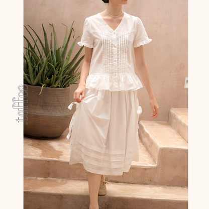 花刺繍ホワイトサスペンダースカート《Z01053》