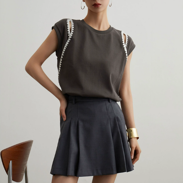 カットアウトフレンチスリーブクルーネックトップ《Z00949》