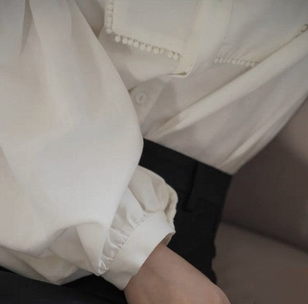 クラシカルなランタンスリーブブラウス　　su0094