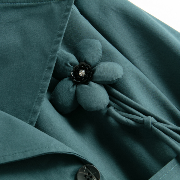 フラワーチャーム付きウインドブレーカージャケット X-541