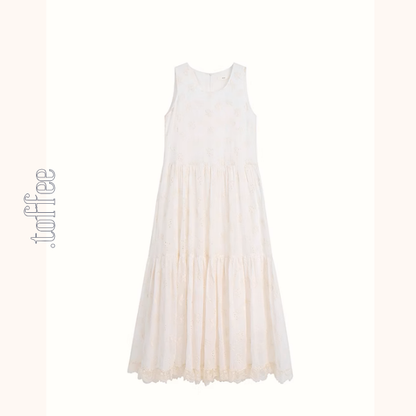 レース＆アイレット刺繍ロングティアードワンピース《Z00888》