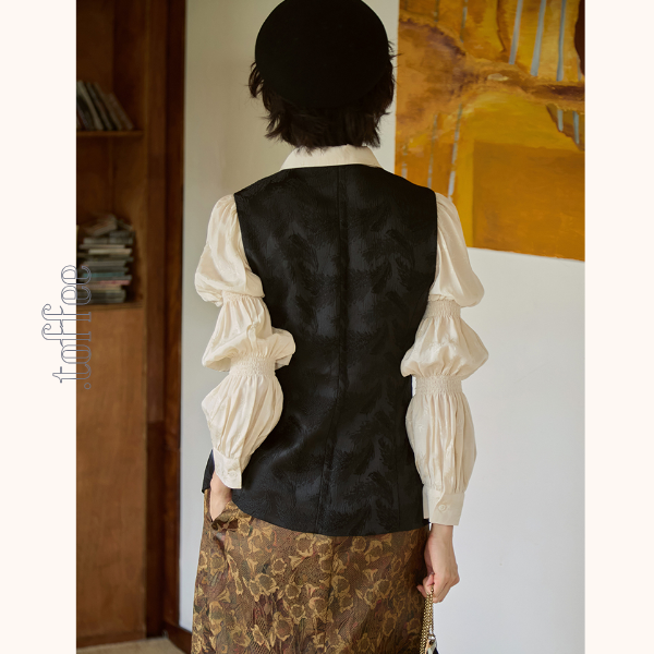 パフスリーブジャガードブラウス　《Z00808》