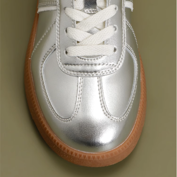 カジュアルシルバースニーカー X-254