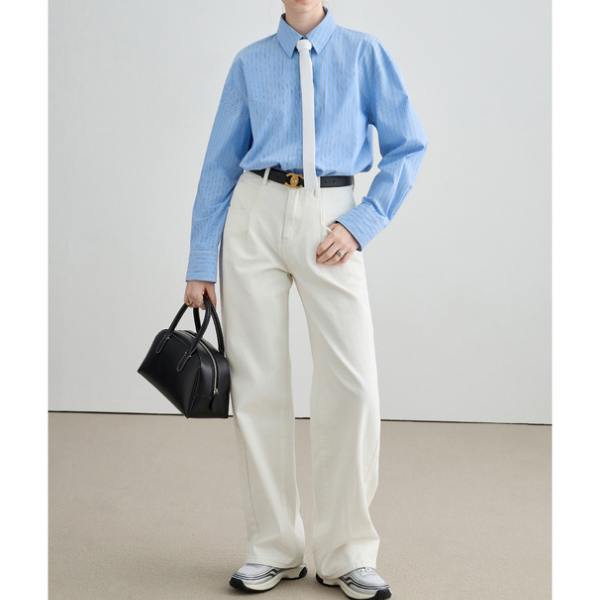 タック入りホワイトストレートデニム X-294