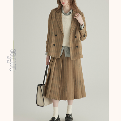 ストライプ柄ダブルブレストテーラードジャケット＆ハイウエストプリーツスカートセットアップ　《Z00777》