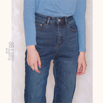 【2color】ハイウエストストレートデニムパンツ　《Z00712》