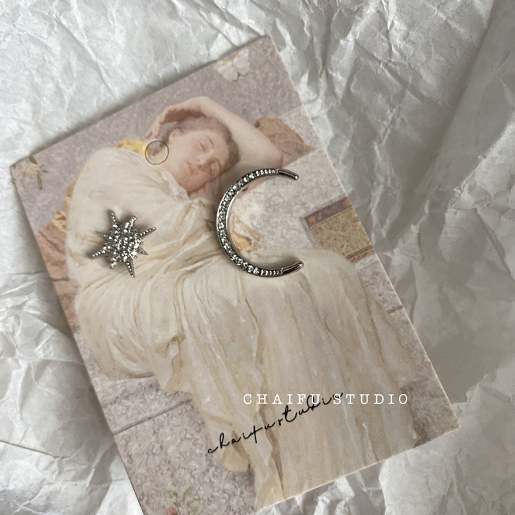 【２color】太陽と月のイヤーアクセサリー