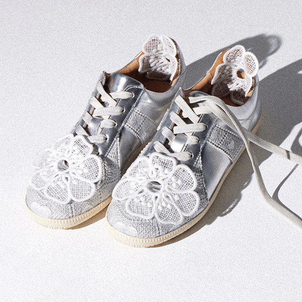 レースフラワーローカットスニーカー X-477