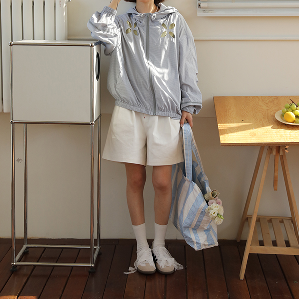 【2color】お花モチーフの中空フードジャケット　Z00353