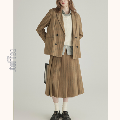 ストライプ柄ダブルブレストテーラードジャケット＆ハイウエストプリーツスカートセットアップ　《Z00777》