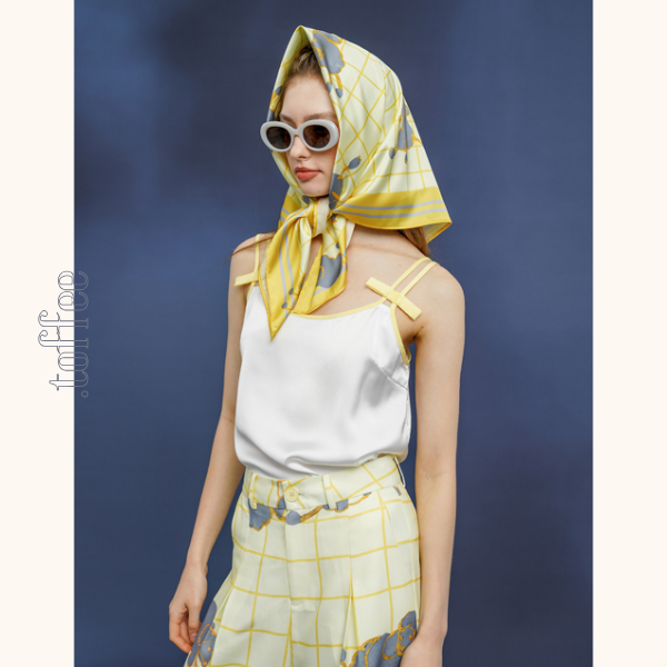 羊プリント　レモンイエローウィンドウチェック　シルキータッチ大判スカーフ C0147