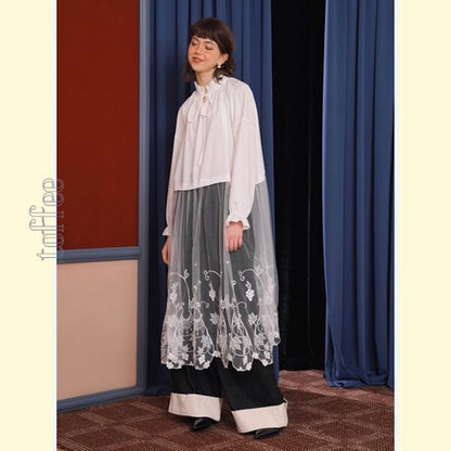 純白の夢幻：芸術的な刺繍レースのワンピース 《C0196》