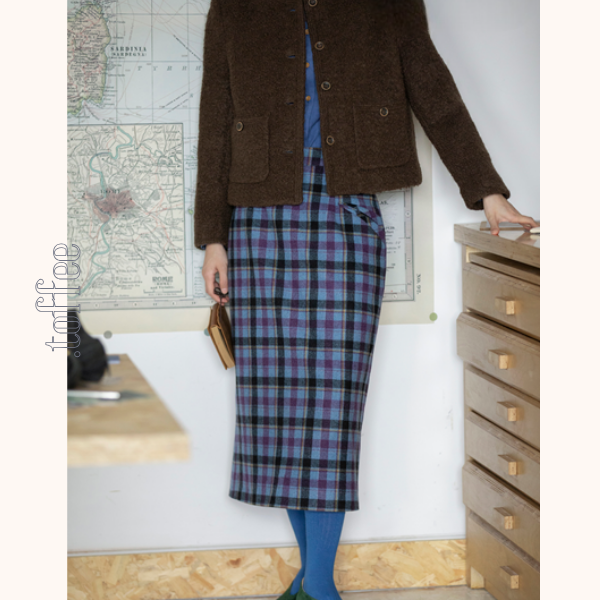 カラフルチェック柄ストレートスカート　《Z00648》