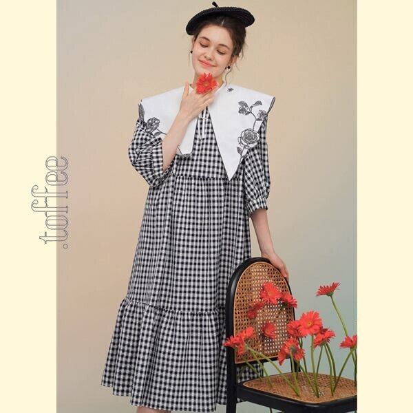 フレンチシックとモードの融合：ギンガムチェックのティアードワンピース 《C0211》