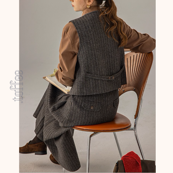 【2color】ベルトディテールチェック柄ベスト＆ロングプリーツスカートセットアップ《Z00856》