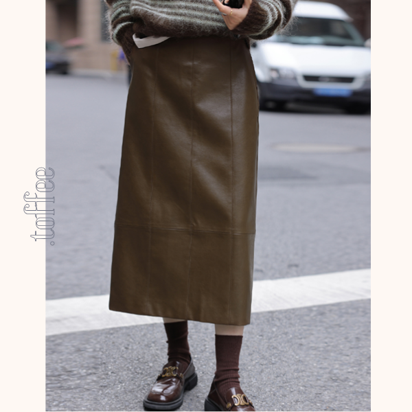 ハイウエストストレートスリットスカート 《Z00642》