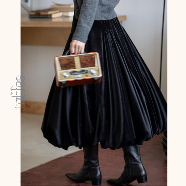ミモレ丈プリーツアンブレラスカート　《Z00646》