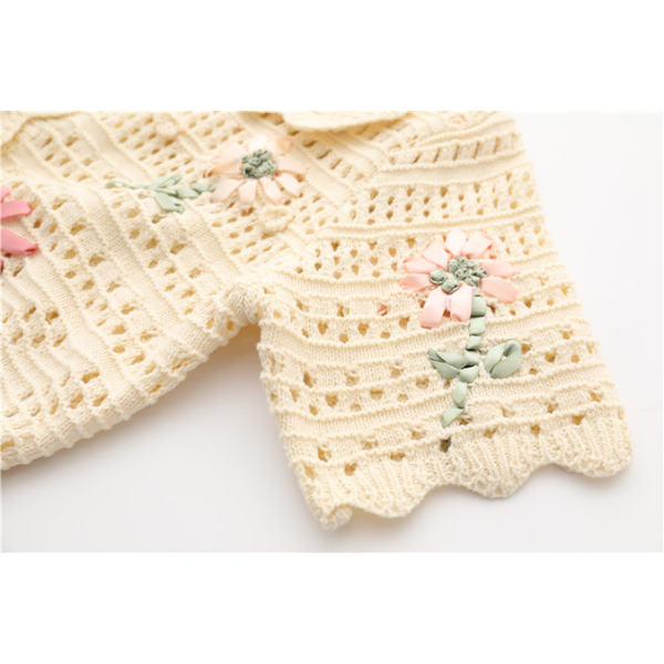 小花刺繡入りかぎ針編みニットトップ Z00216