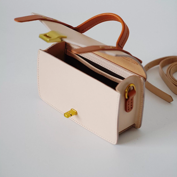 【5color】バイカラースクエアショルダーバッグ《Z00893》