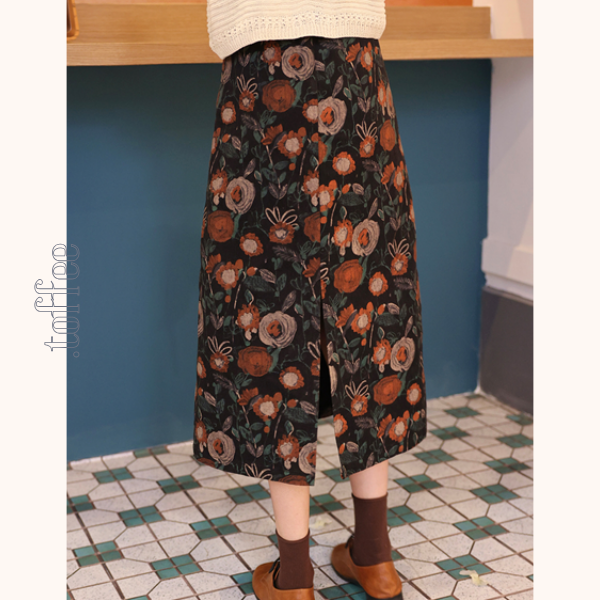 ヴィンテージ花柄Aラインスカート　Z00520