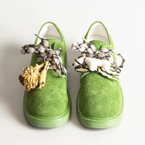 【5color】チャーム付きレトロシューズ《Z01327》
